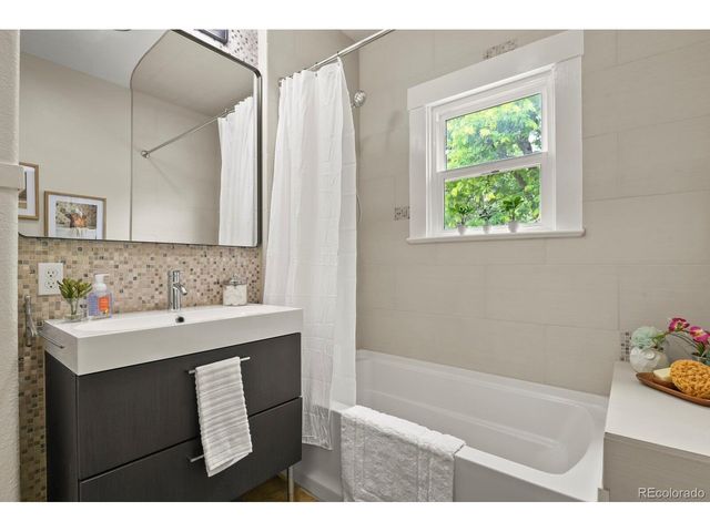 1315 E Boulder St, Colorado Springs, CO 80909