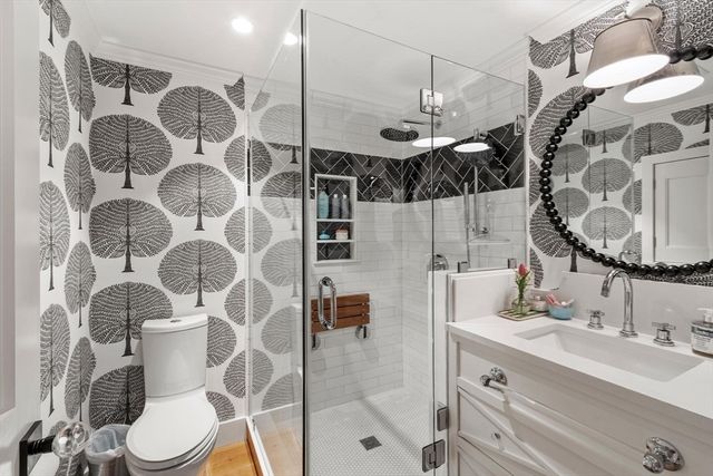 653 Main St, Concord, MA 01742