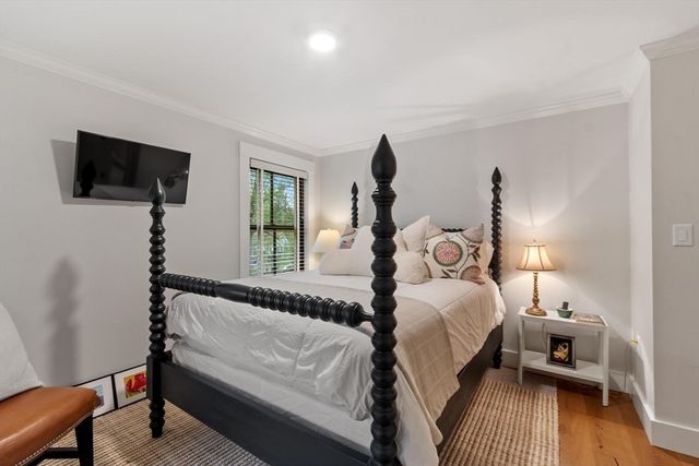 653 Main St, Concord, MA 01742