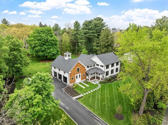 653 Main St, Concord, MA 01742