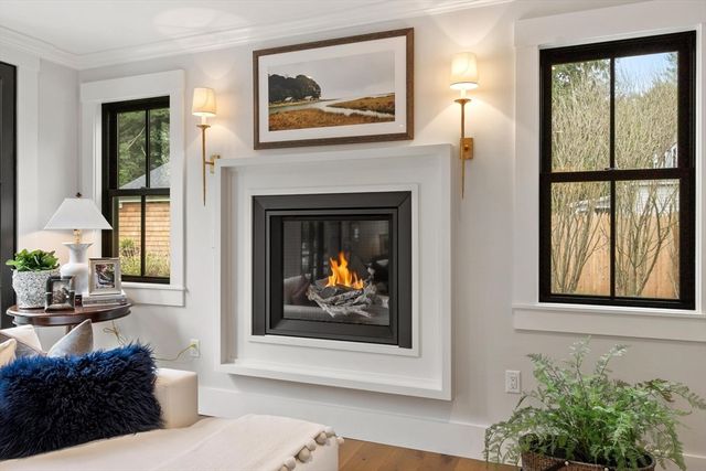 653 Main St, Concord, MA 01742