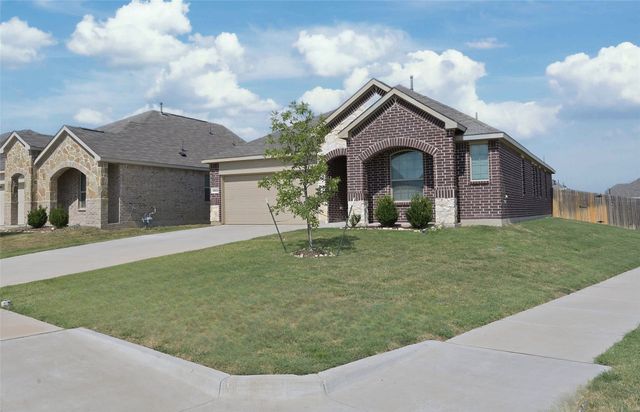 14800 Devils Claw Trail, Fort Worth, TX 76052