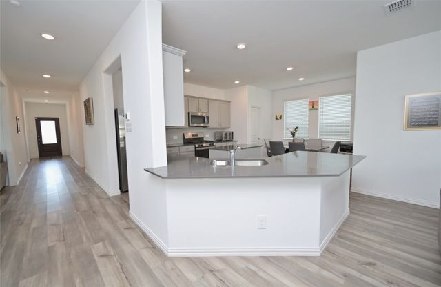 14800 Devils Claw Trail, Fort Worth, TX 76052