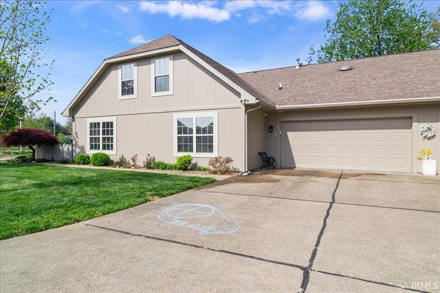 8004 River Park Way, Evansville, IN 47715