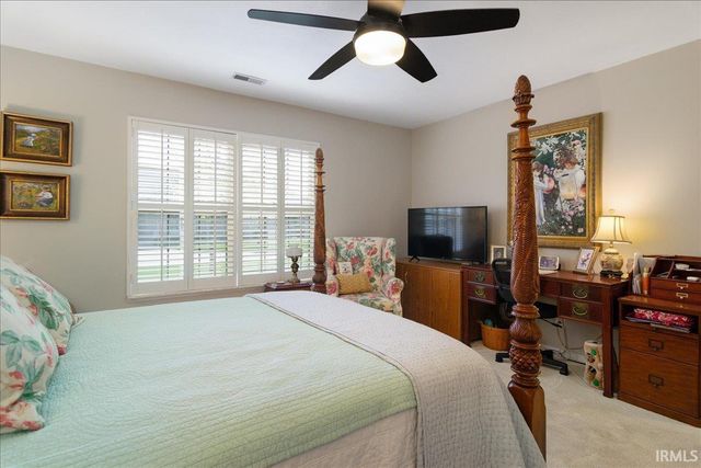 8004 River Park Way, Evansville, IN 47715