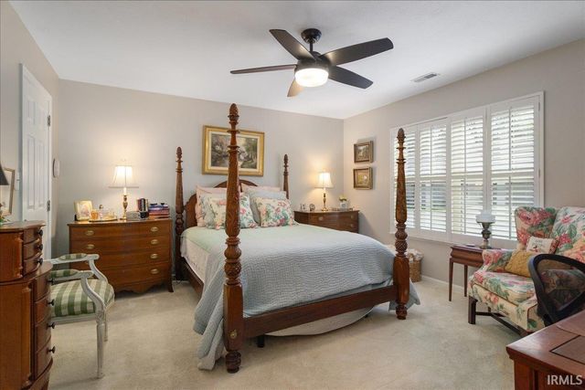 8004 River Park Way, Evansville, IN 47715