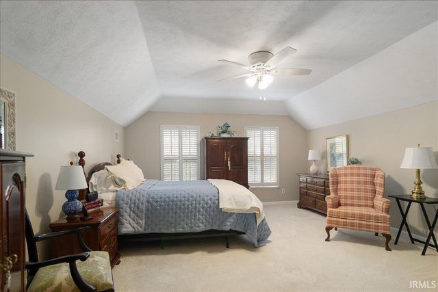 8004 River Park Way, Evansville, IN 47715