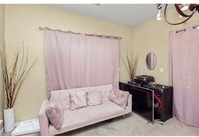 4823 Kingwell Drive, Mcleansville, NC 27301