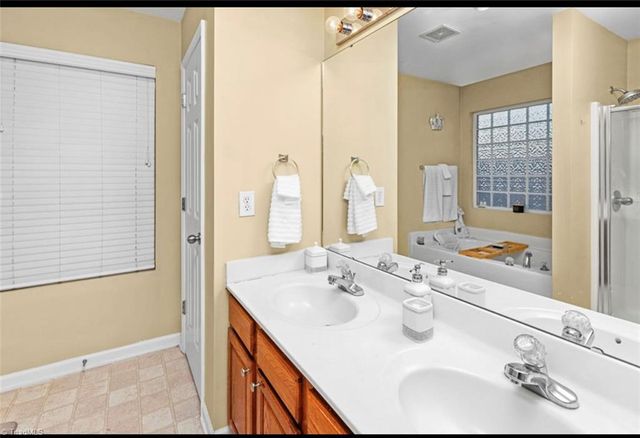 4823 Kingwell Drive, Mcleansville, NC 27301