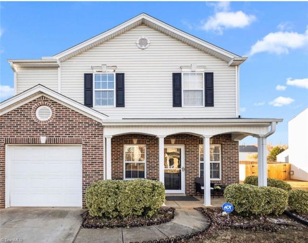 4823 Kingwell Drive, Mcleansville, NC 27301