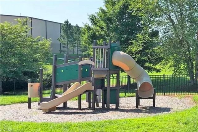 4823 Kingwell Drive, Mcleansville, NC 27301