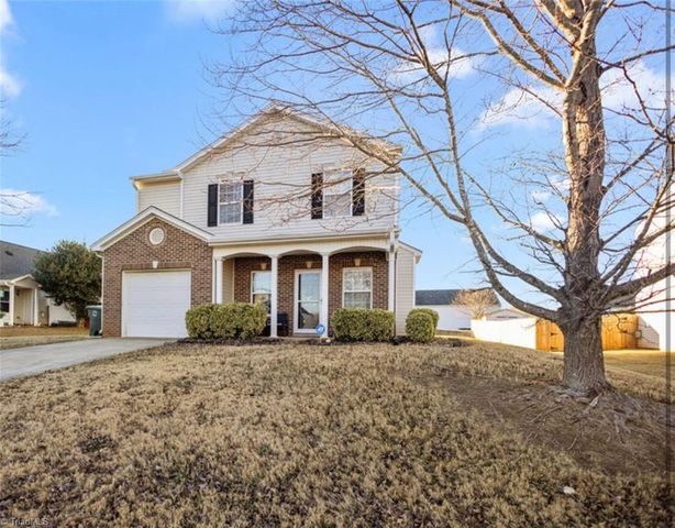 4823 Kingwell Drive, Mcleansville, NC 27301