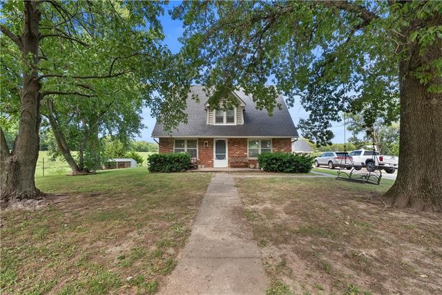 31212 E Webster Road, Grain Valley, MO 64029