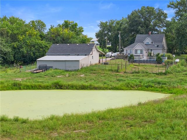 31212 E Webster Road, Grain Valley, MO 64029