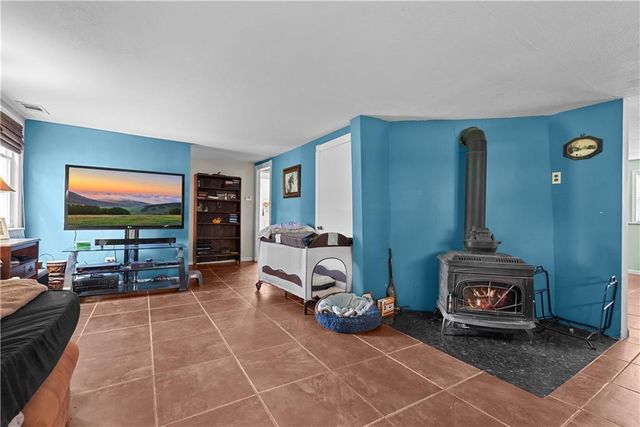 31212 E Webster Road, Grain Valley, MO 64029