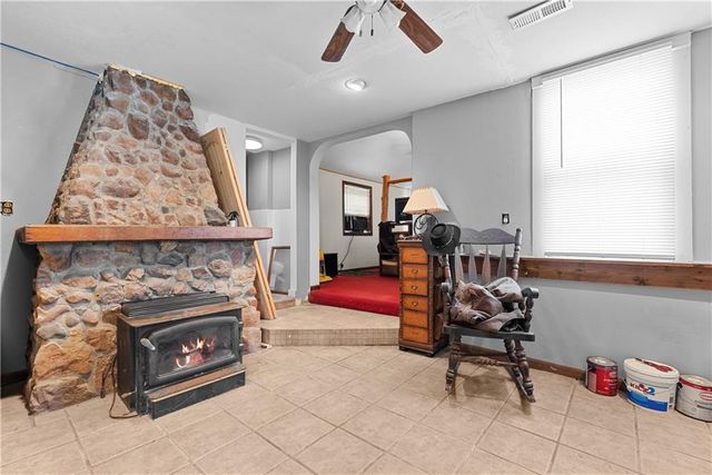 31212 E Webster Road, Grain Valley, MO 64029