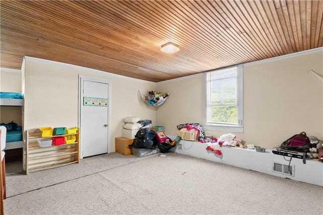 31212 E Webster Road, Grain Valley, MO 64029