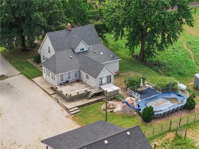 31212 E Webster Road, Grain Valley, MO 64029