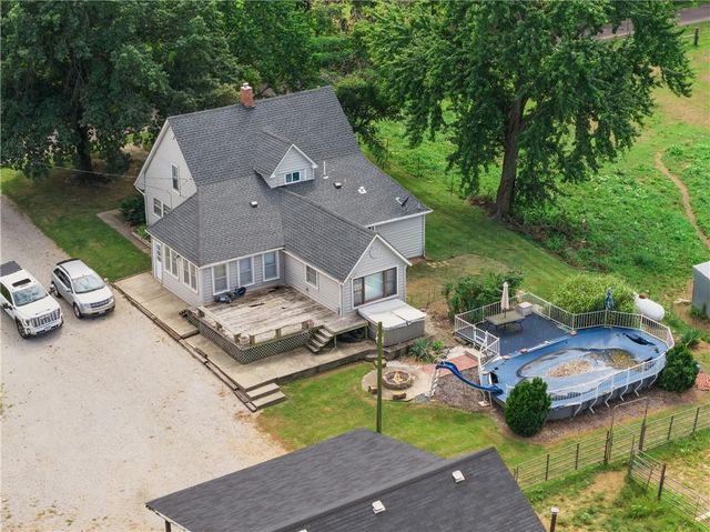 31212 E Webster Road, Grain Valley, MO 64029