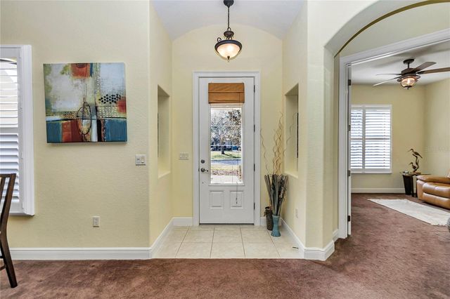 5203 GROVE MANOR, Lady Lake, FL 32159