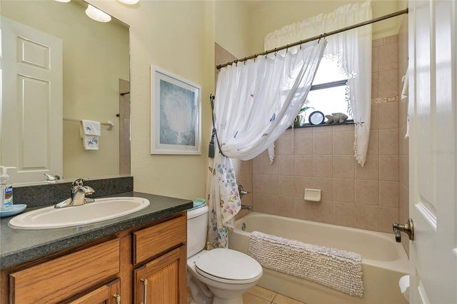 5203 GROVE MANOR, Lady Lake, FL 32159