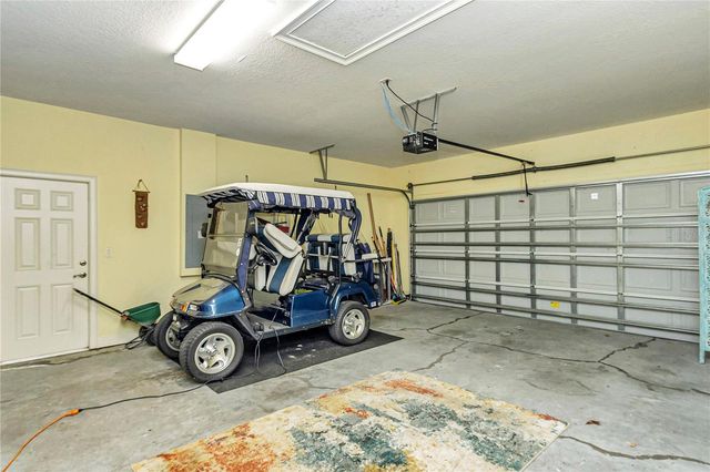 5203 GROVE MANOR, Lady Lake, FL 32159