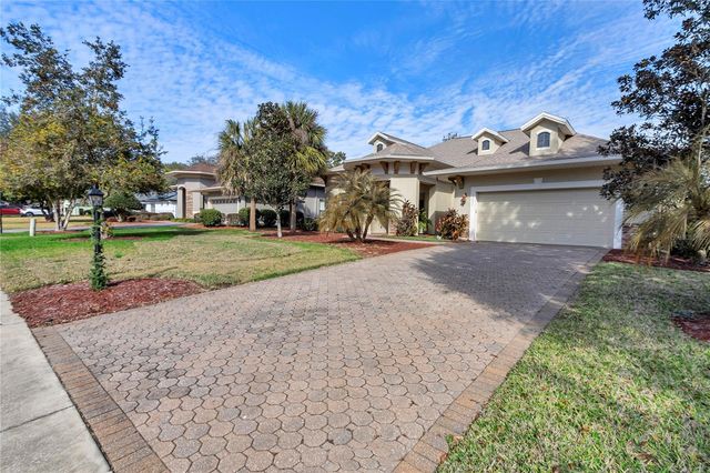 5203 GROVE MANOR, Lady Lake, FL 32159