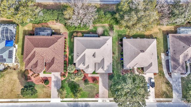 5203 GROVE MANOR, Lady Lake, FL 32159