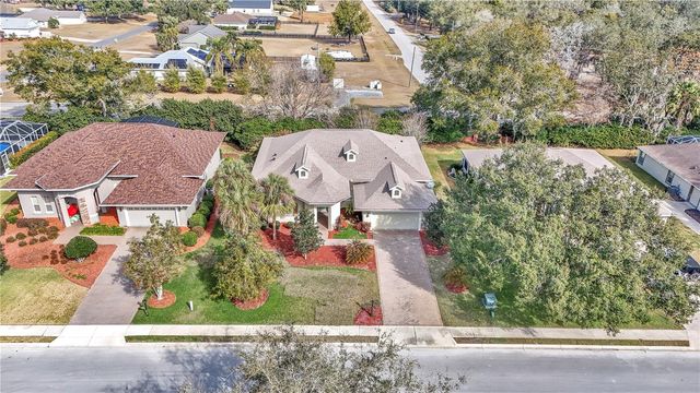 5203 GROVE MANOR, Lady Lake, FL 32159