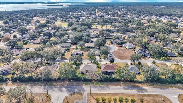 5203 GROVE MANOR, Lady Lake, FL 32159