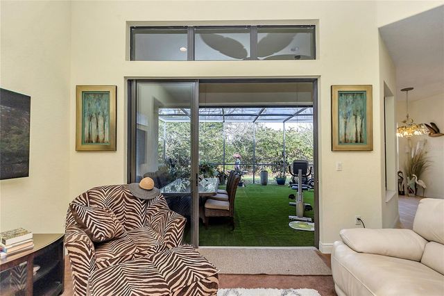 5203 GROVE MANOR, Lady Lake, FL 32159