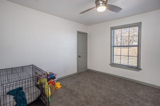 313 Fair Avenue, Gainesville, TX 76240