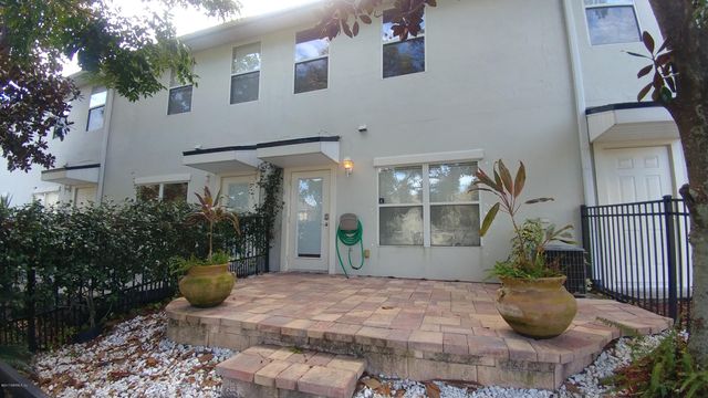 408 SOUTHERN BRANCH Lane, St. Johns, FL 32259