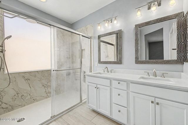 678 S Desert Haven Road, Vail, AZ 85641