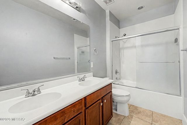 678 S Desert Haven Road, Vail, AZ 85641
