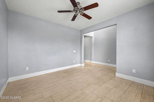 678 S Desert Haven Road, Vail, AZ 85641