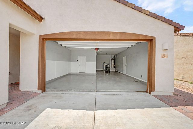 678 S Desert Haven Road, Vail, AZ 85641