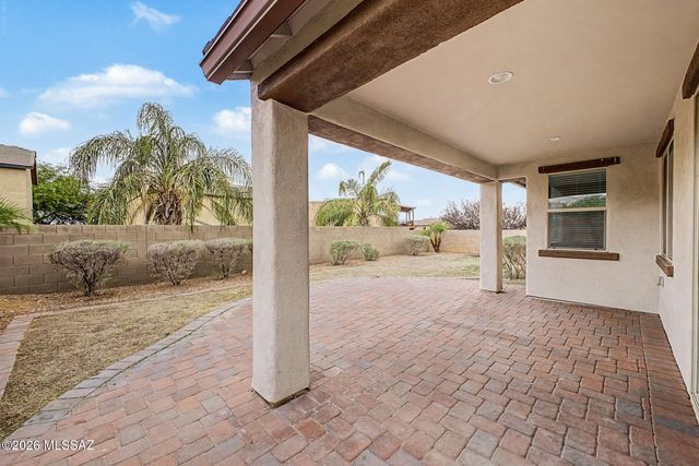 678 S Desert Haven Road, Vail, AZ 85641