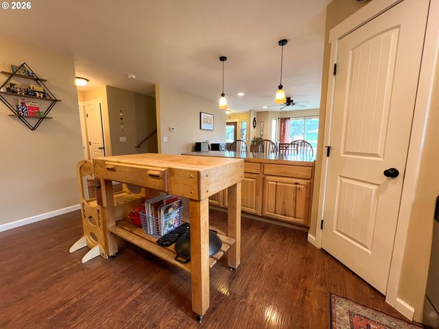239 Elk view Dr, Canyon City, OR 97820