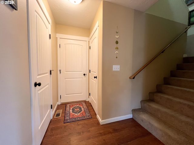 239 Elk view Dr, Canyon City, OR 97820