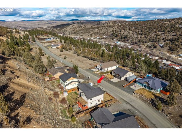 239 Elk view Dr, Canyon City, OR 97820
