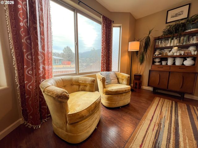239 Elk view Dr, Canyon City, OR 97820