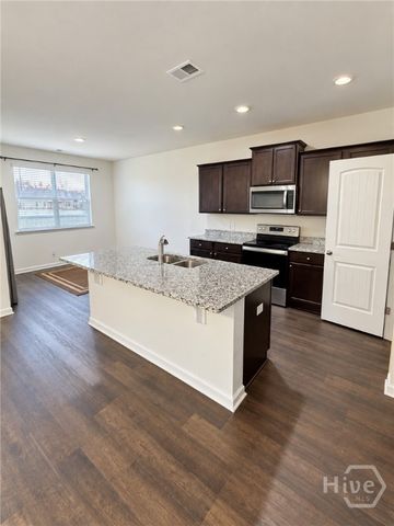 287 Hogan Drive, Richmond Hill, GA 31324