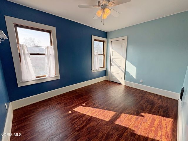 933 N Main Street, Bowling Green, OH 43402