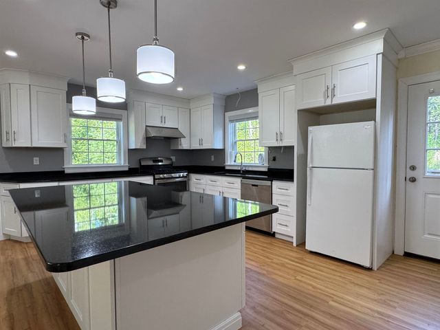 458 Town Hall Road, Bartlett, NH 03845