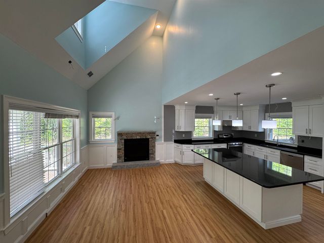 458 Town Hall Road, Bartlett, NH 03845