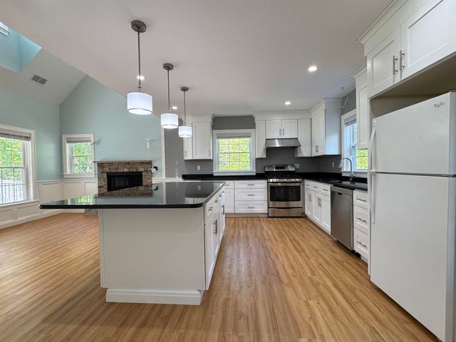 458 Town Hall Road, Bartlett, NH 03845