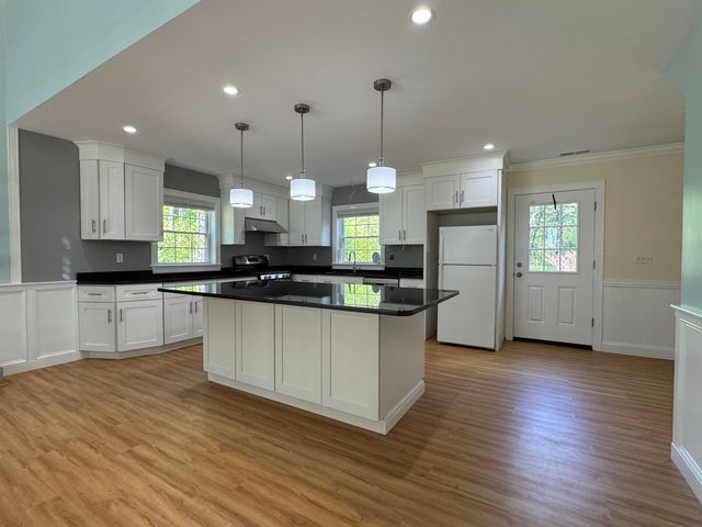 458 Town Hall Road, Bartlett, NH 03845