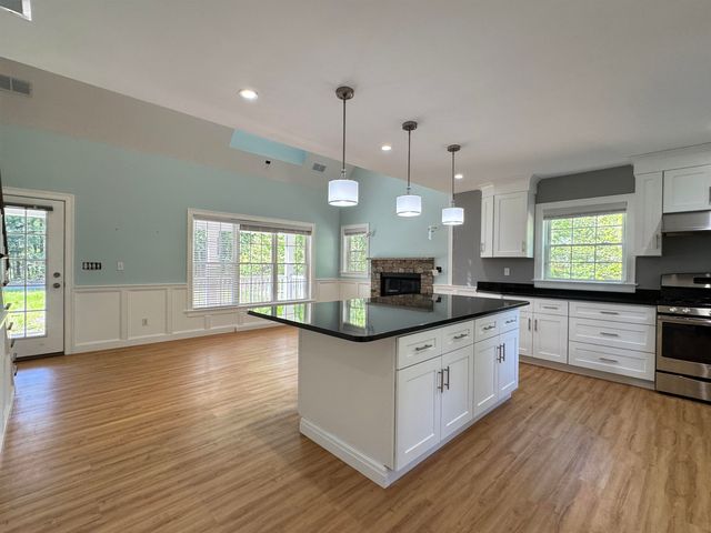 458 Town Hall Road, Bartlett, NH 03845