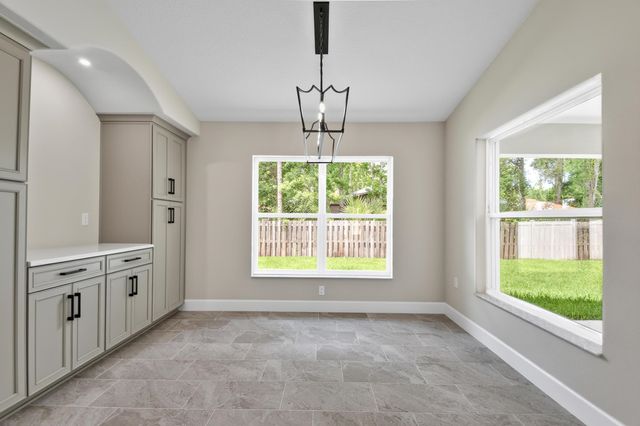 30 Edith Pope Dr, Palm Coast, FL 32164